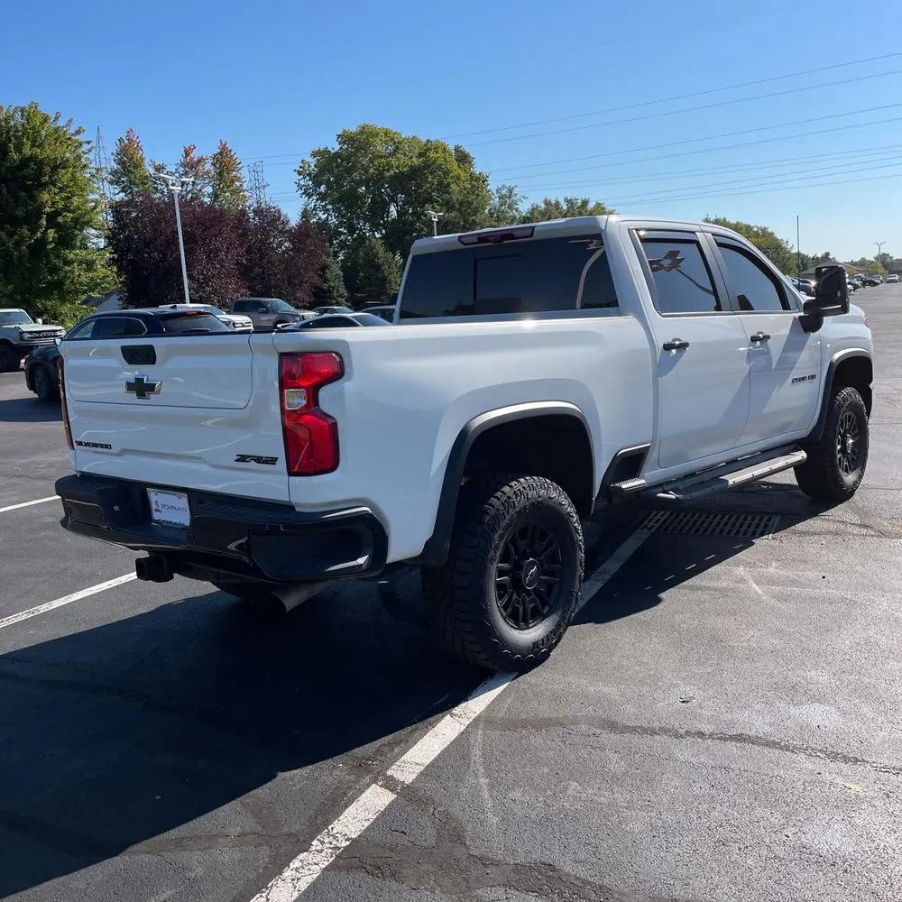 2024 Chevrolet Silverado 2500 ZR2