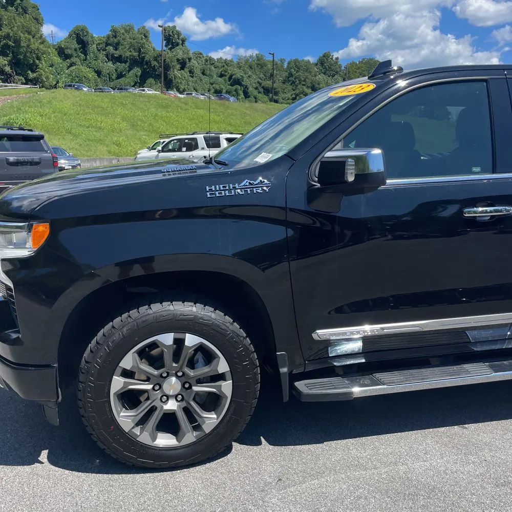 2023 Chevrolet Silverado 1500 High Country