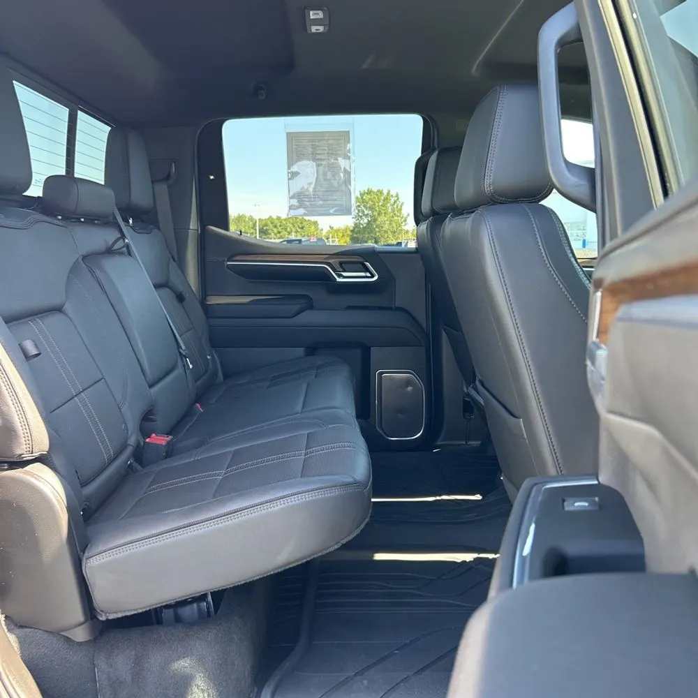 2022 Chevrolet Silverado 1500 High Country