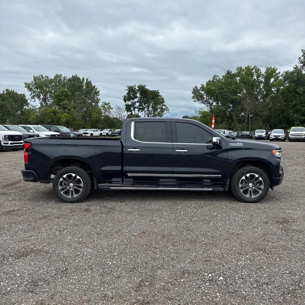 2022 Chevrolet Silverado 1500 High Country