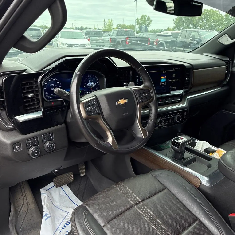 2022 Chevrolet Silverado 1500 High Country