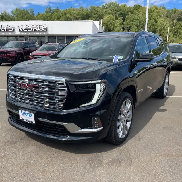 2024 GMC Acadia Denali