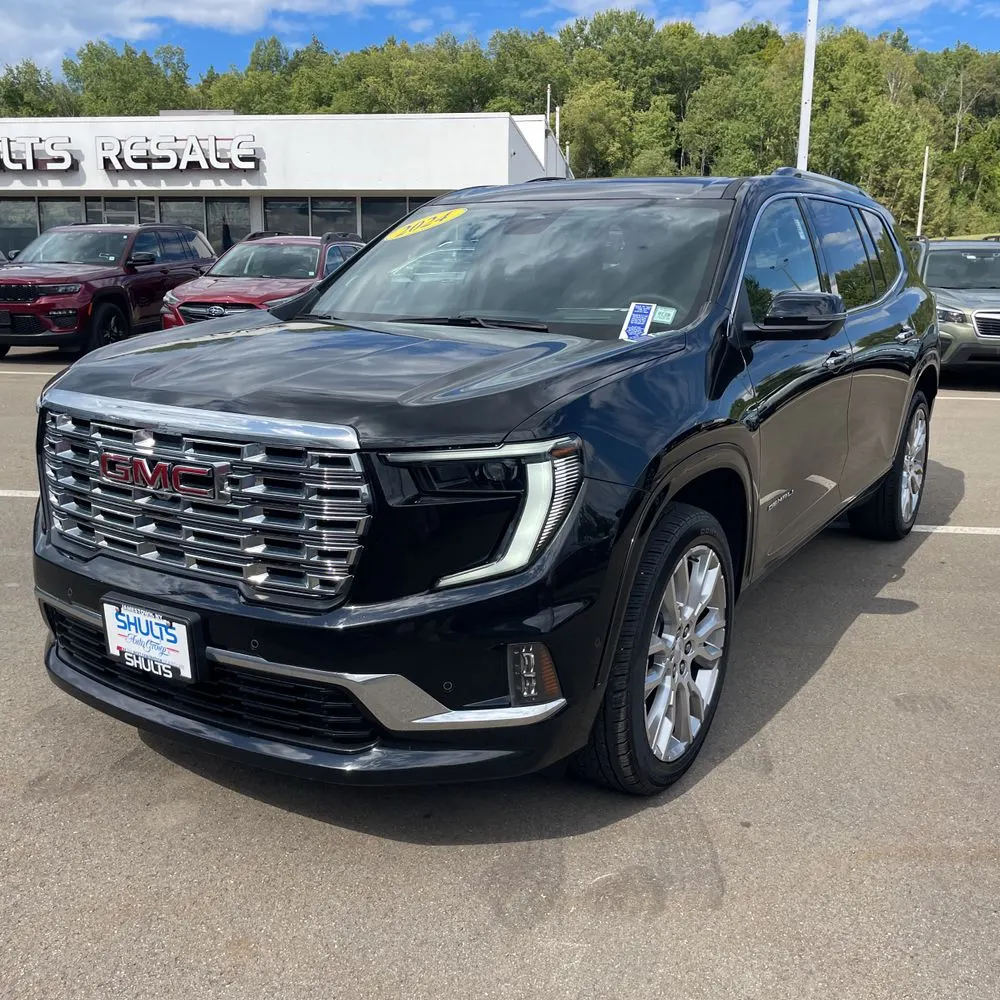 2024 GMC Acadia Denali