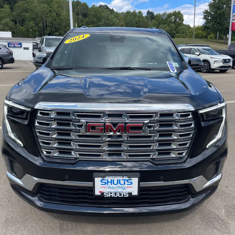 2024 GMC Acadia Denali