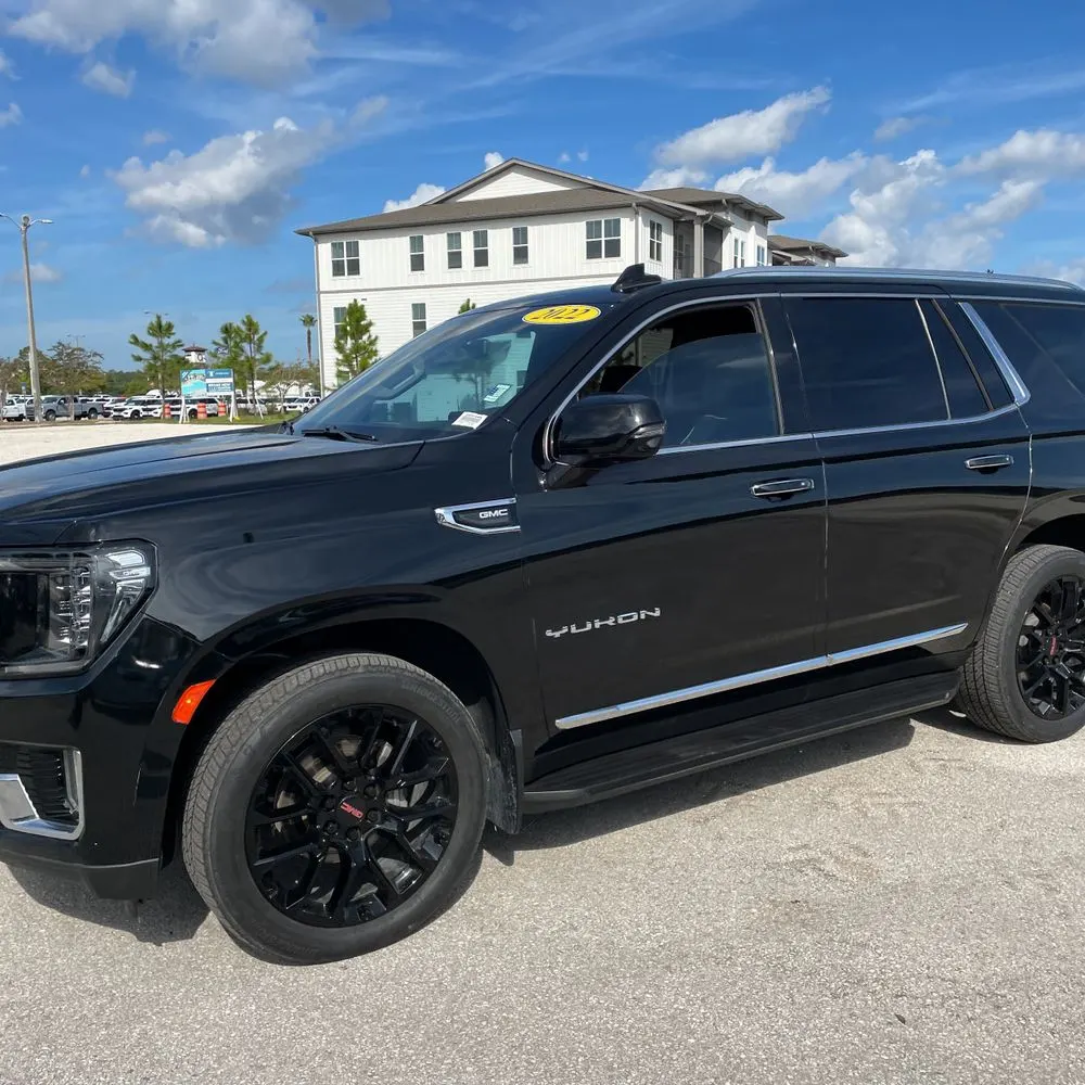 2022 GMC Yukon SLT
