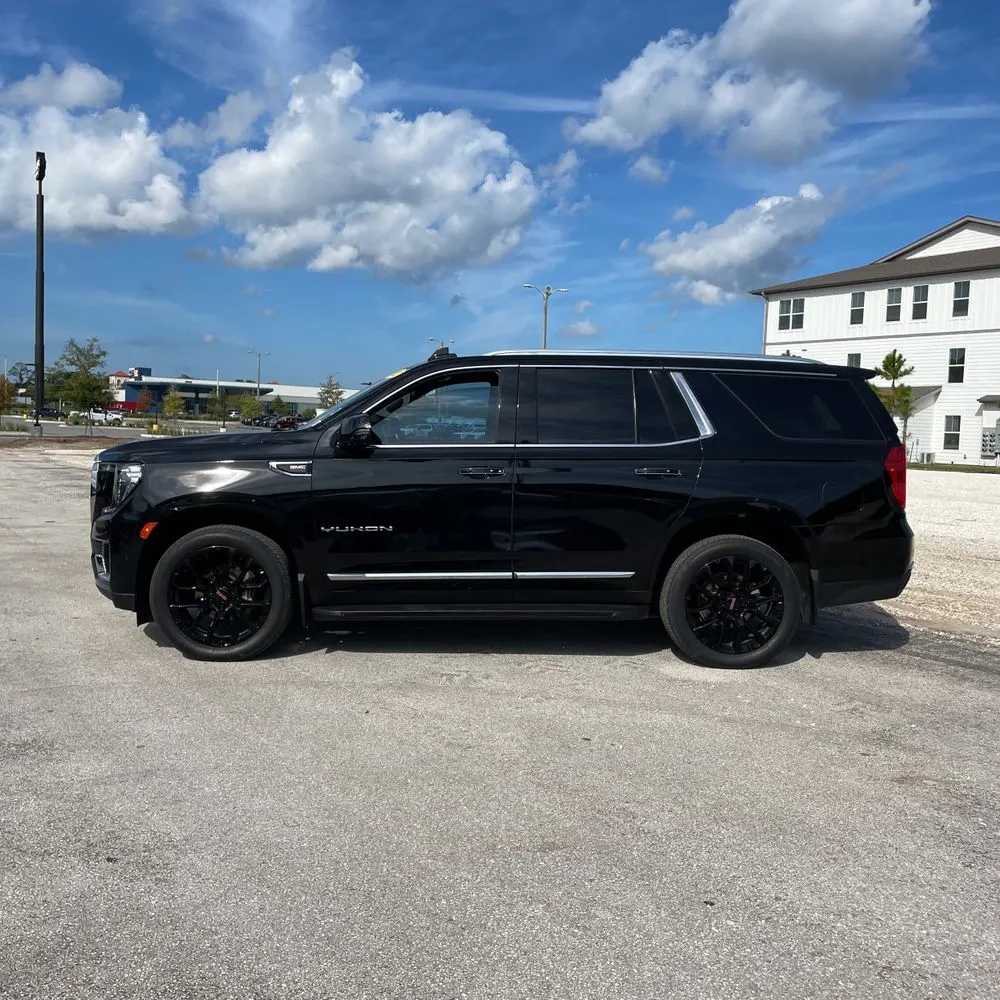 2022 GMC Yukon SLT