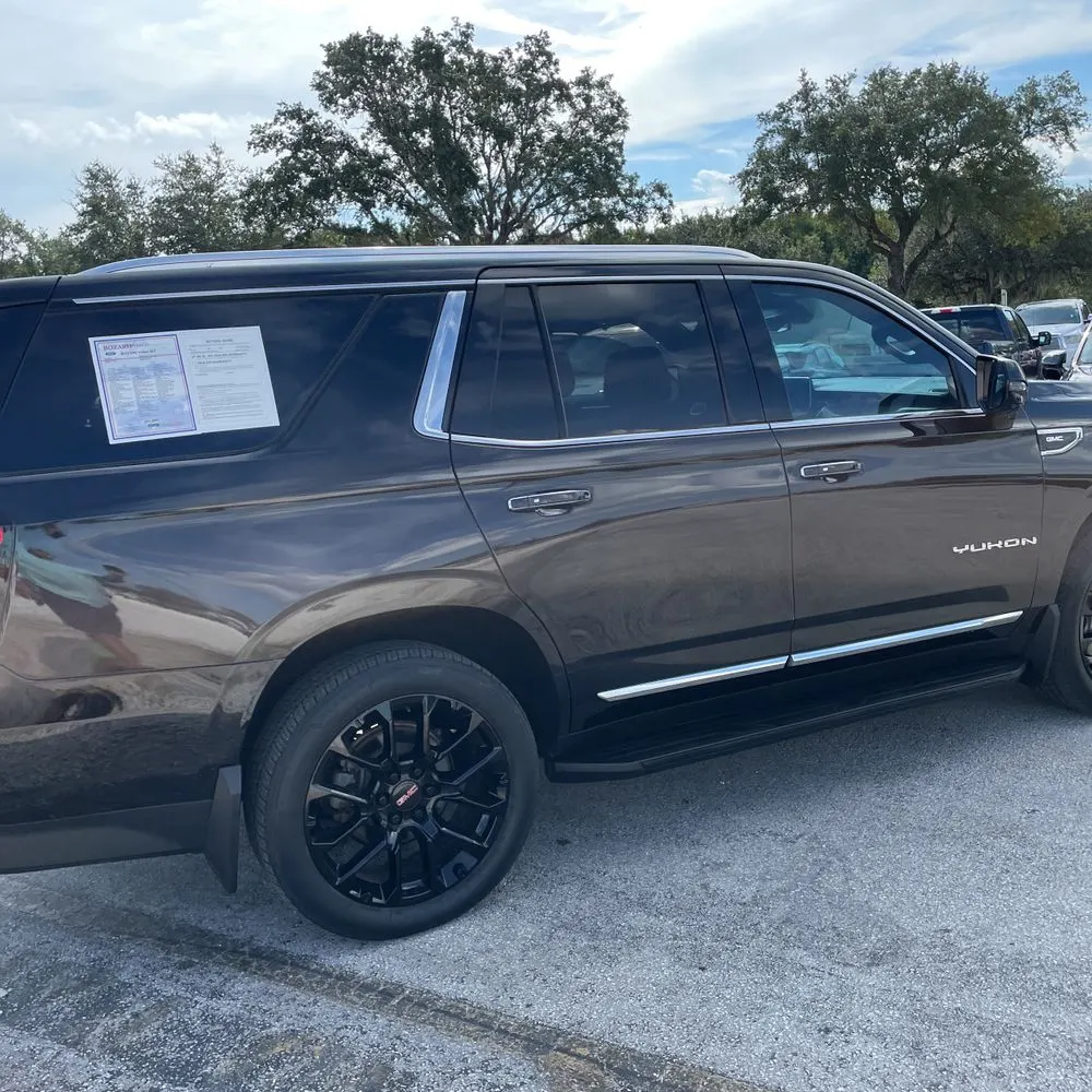 2022 GMC Yukon SLT