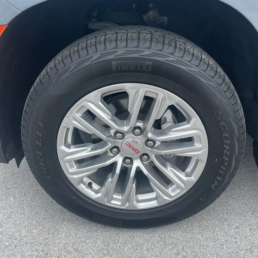 2022 GMC Yukon XL SLT
