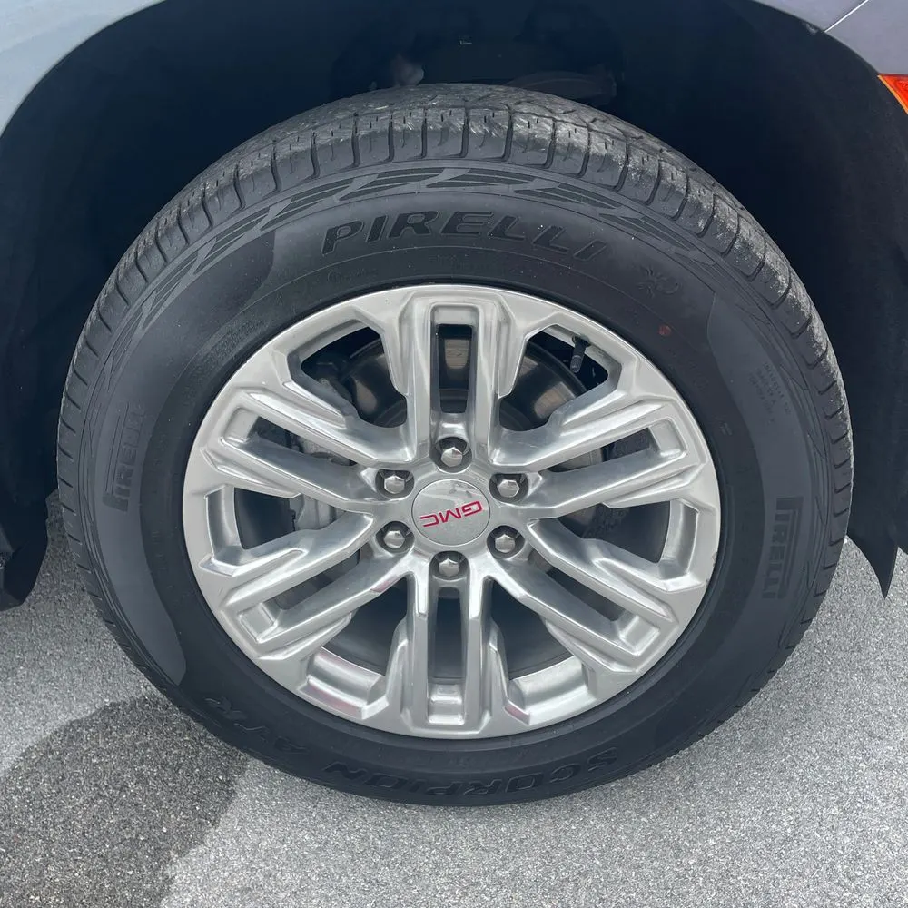 2022 GMC Yukon XL SLT