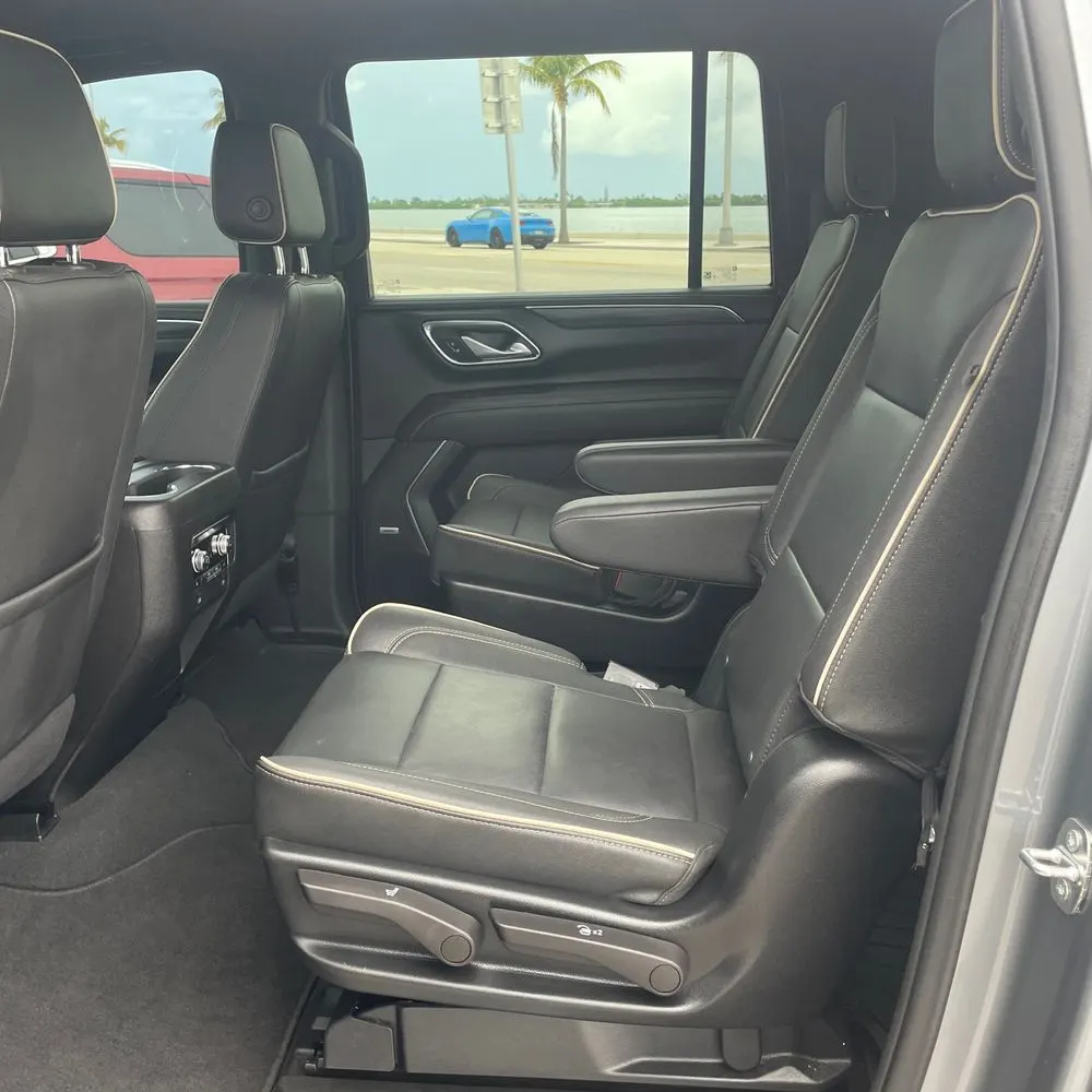 2022 GMC Yukon XL SLT