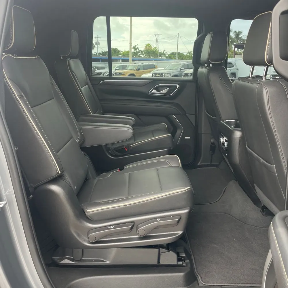 2022 GMC Yukon XL SLT