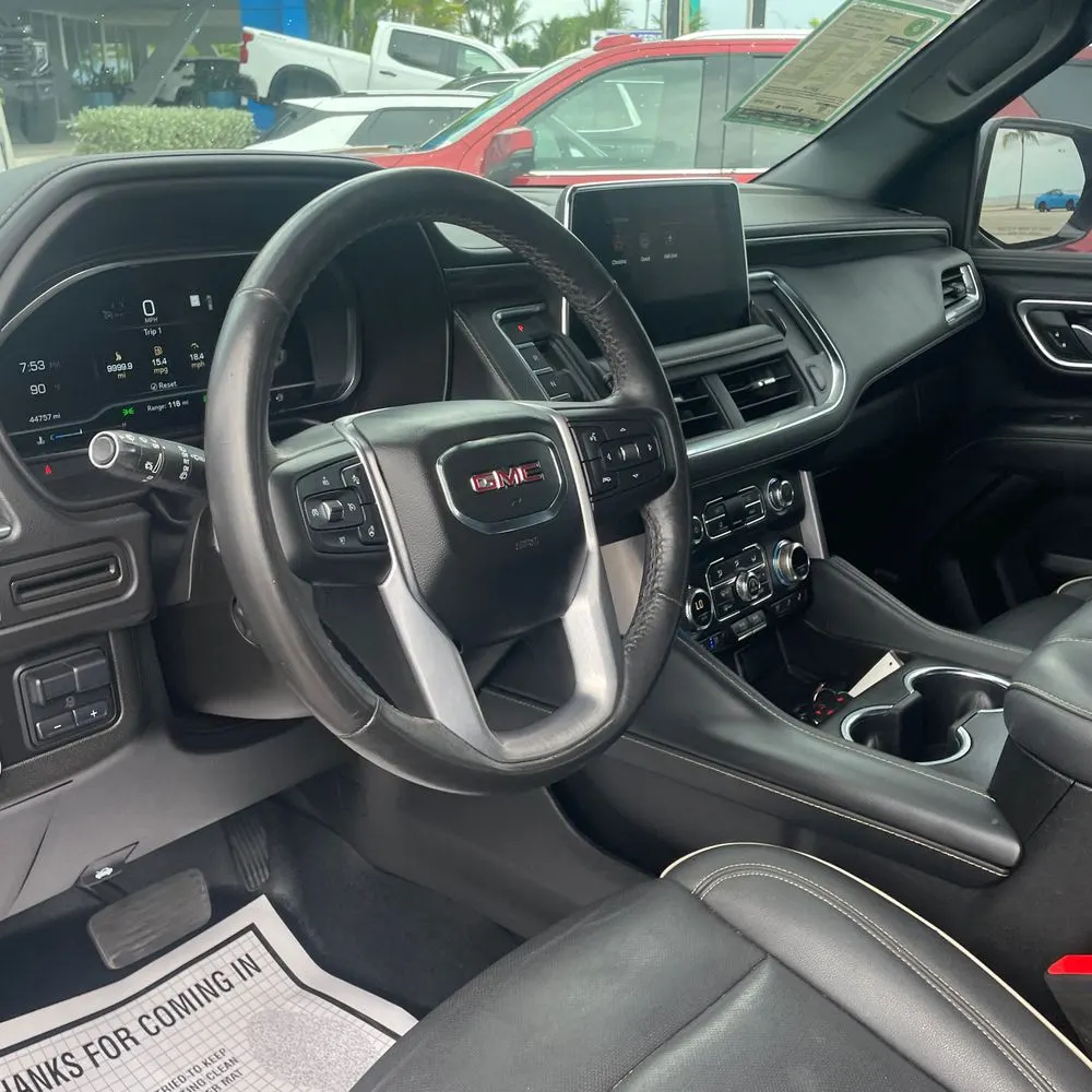 2022 GMC Yukon XL SLT