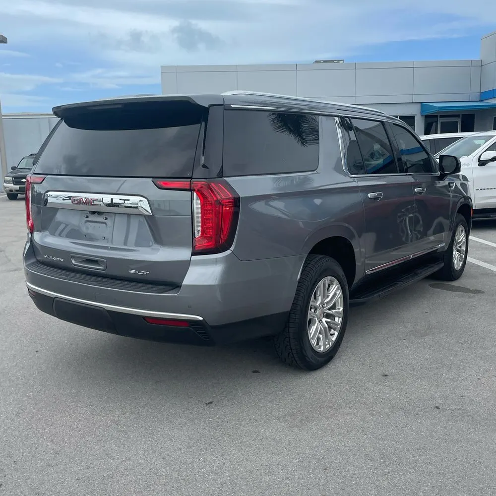 2022 GMC Yukon XL SLT