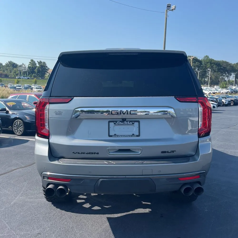 2023 GMC Yukon XL SLT