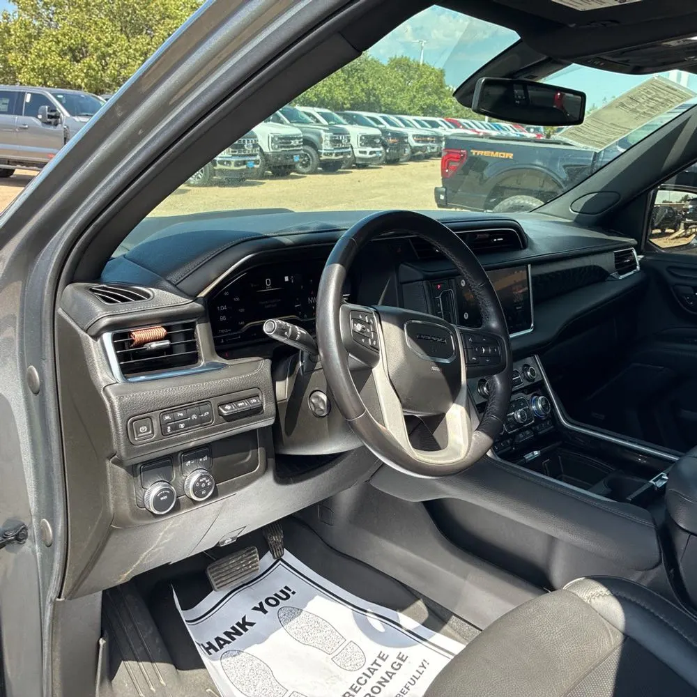 2022 GMC Yukon XL Denali