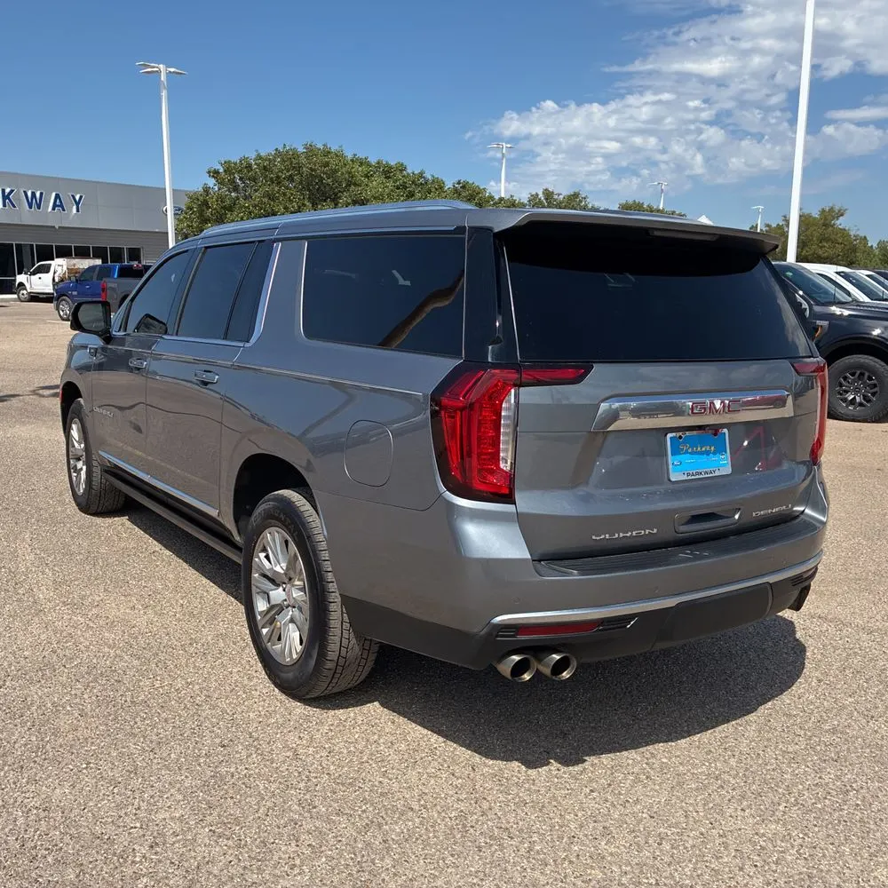 2022 GMC Yukon XL Denali