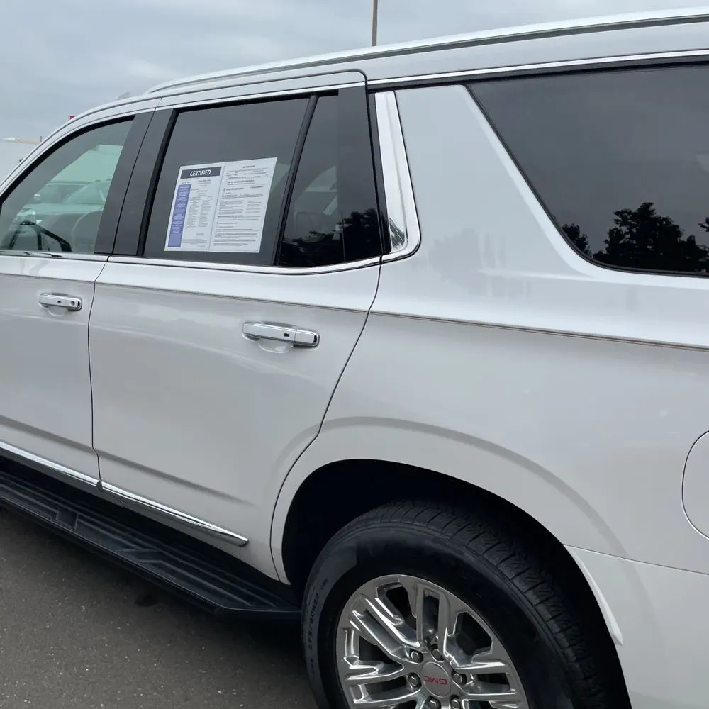 2021 GMC Yukon SLT