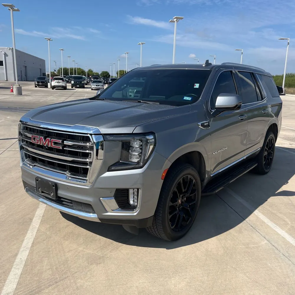 2023 GMC Yukon SLT