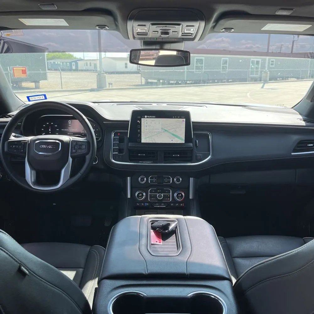 2023 GMC Yukon SLT