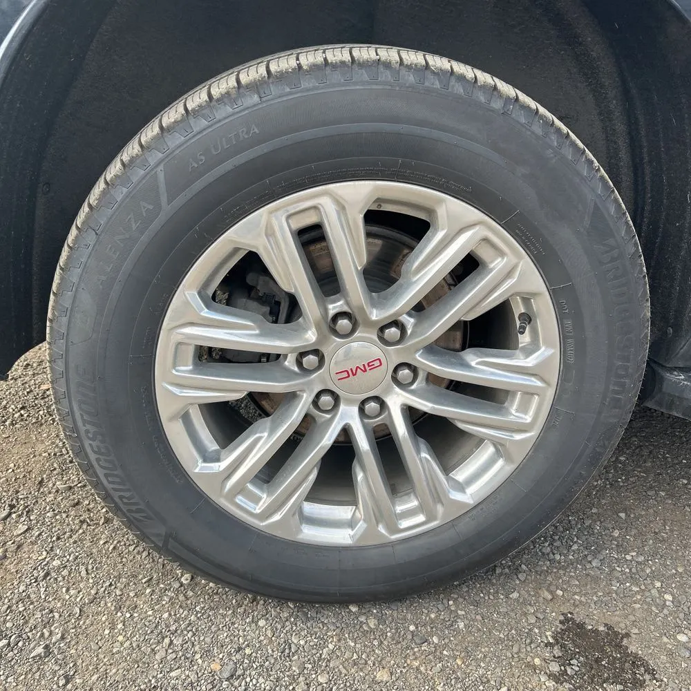 2022 GMC Yukon SLT