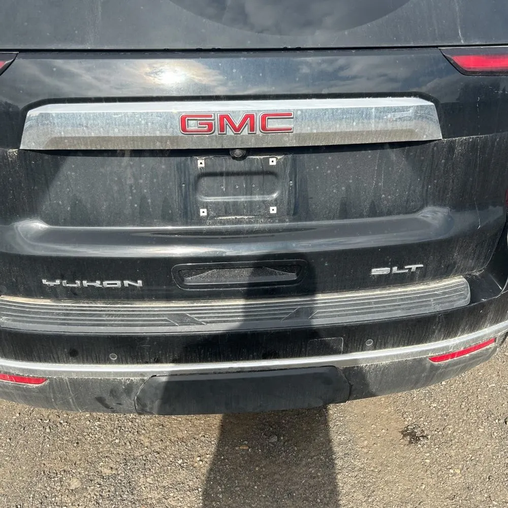 2022 GMC Yukon SLT