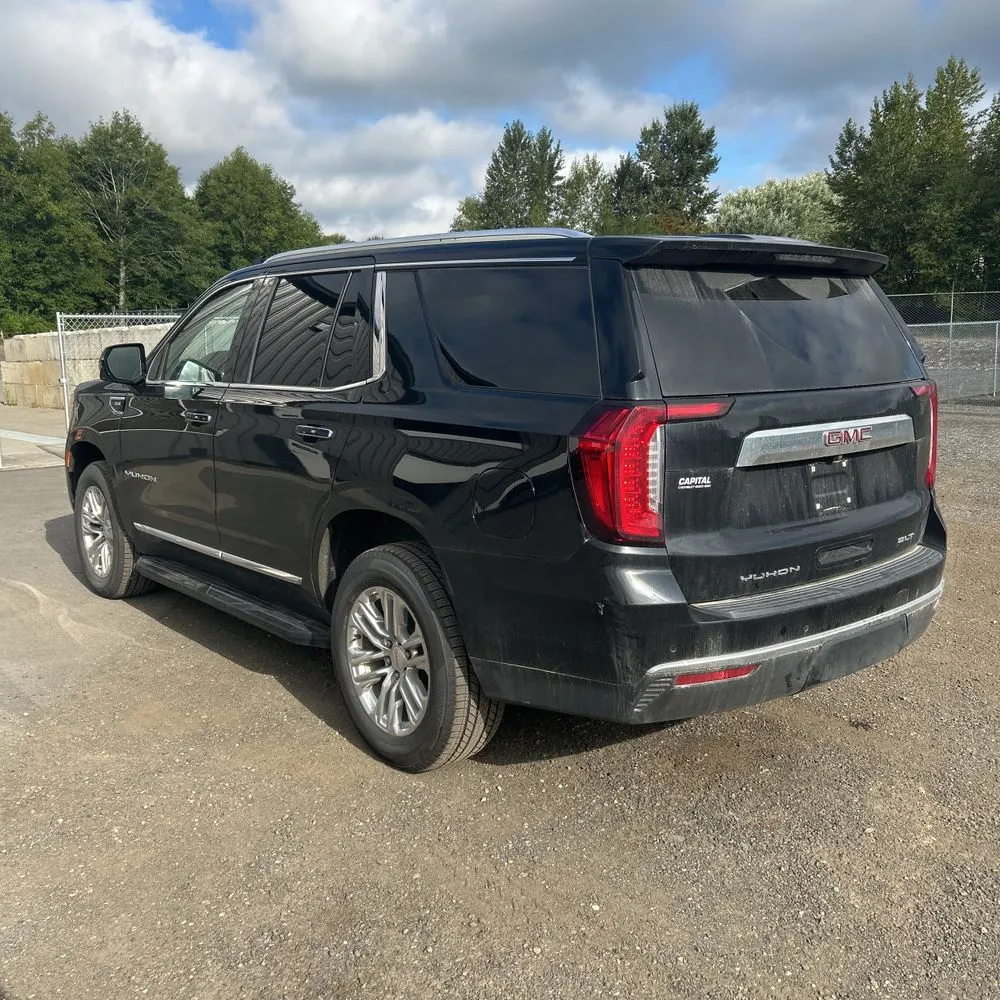 2022 GMC Yukon SLT