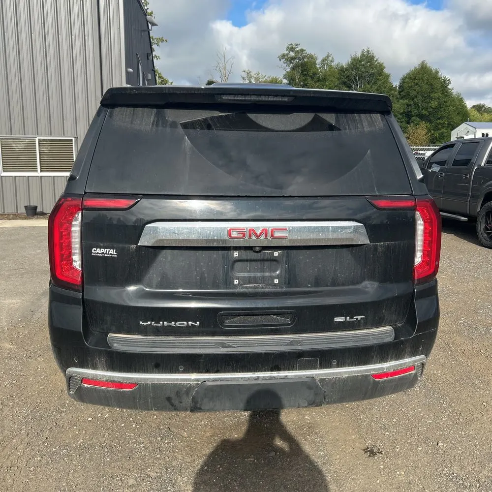 2022 GMC Yukon SLT