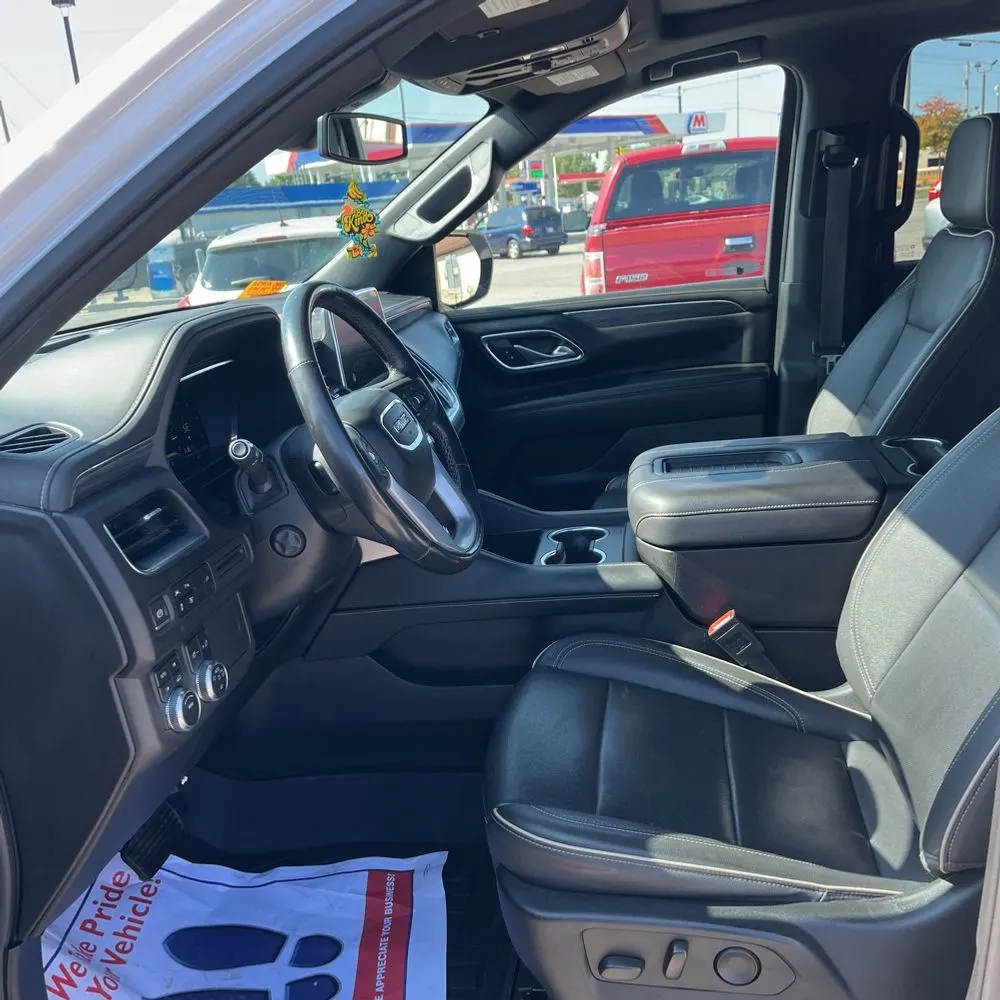 2022 GMC Yukon SLT
