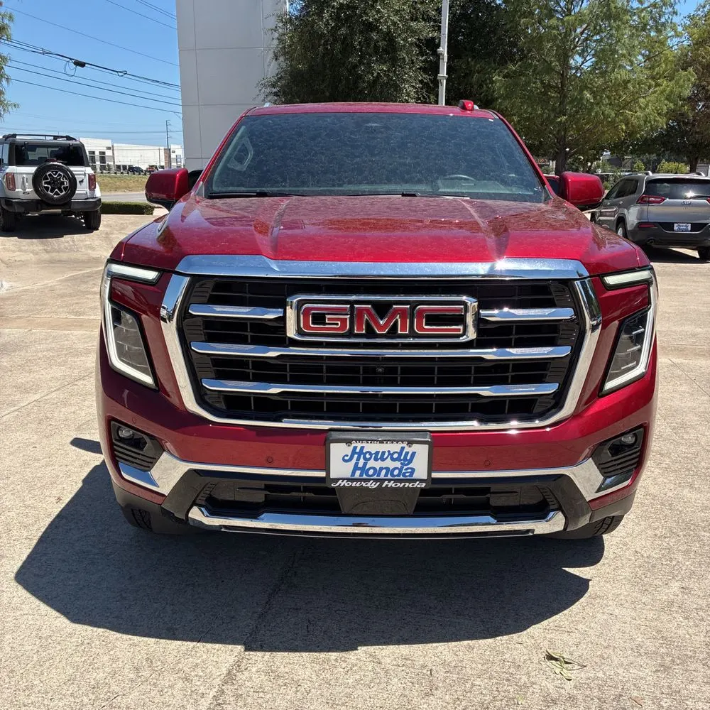2025 GMC Yukon Elevation
