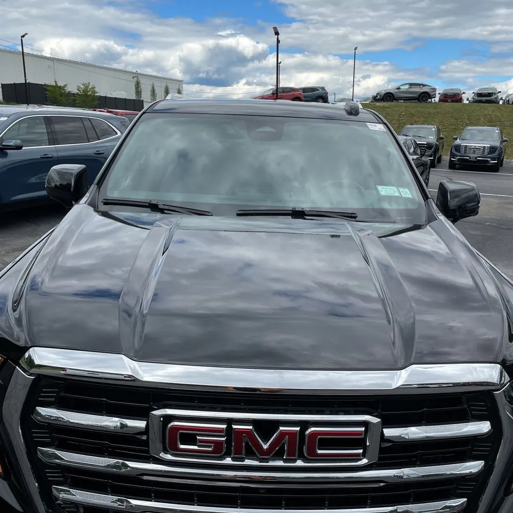 2025 GMC Yukon Elevation