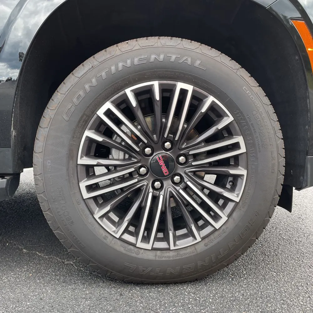 2025 GMC Yukon Elevation