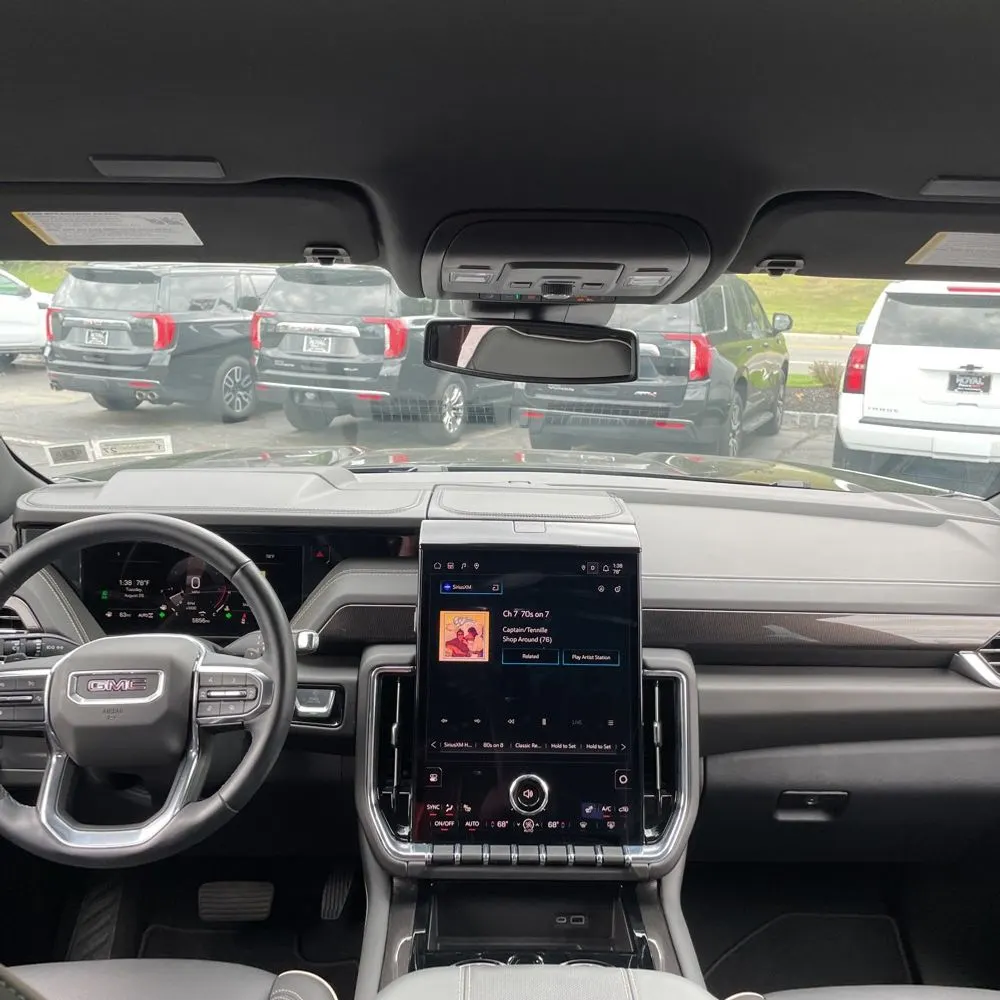 2025 GMC Yukon Elevation