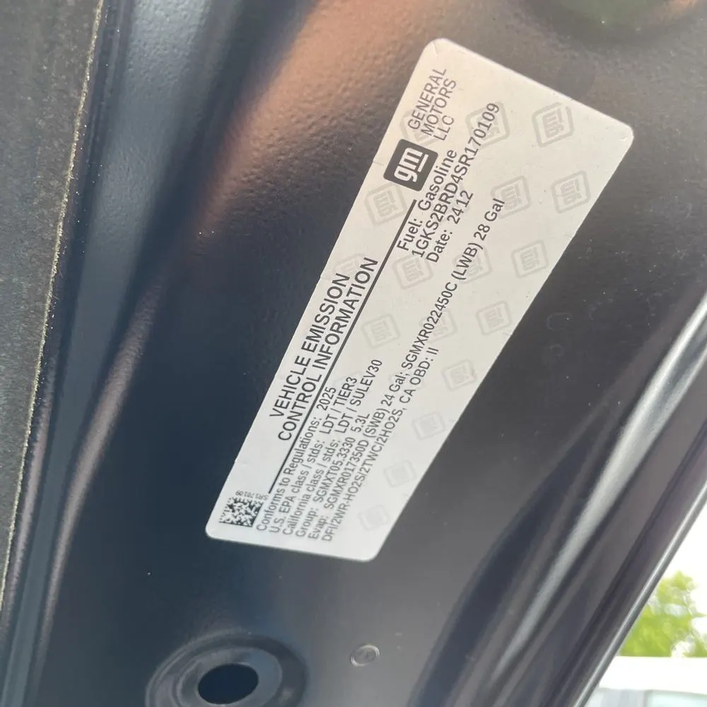 2025 GMC Yukon Elevation