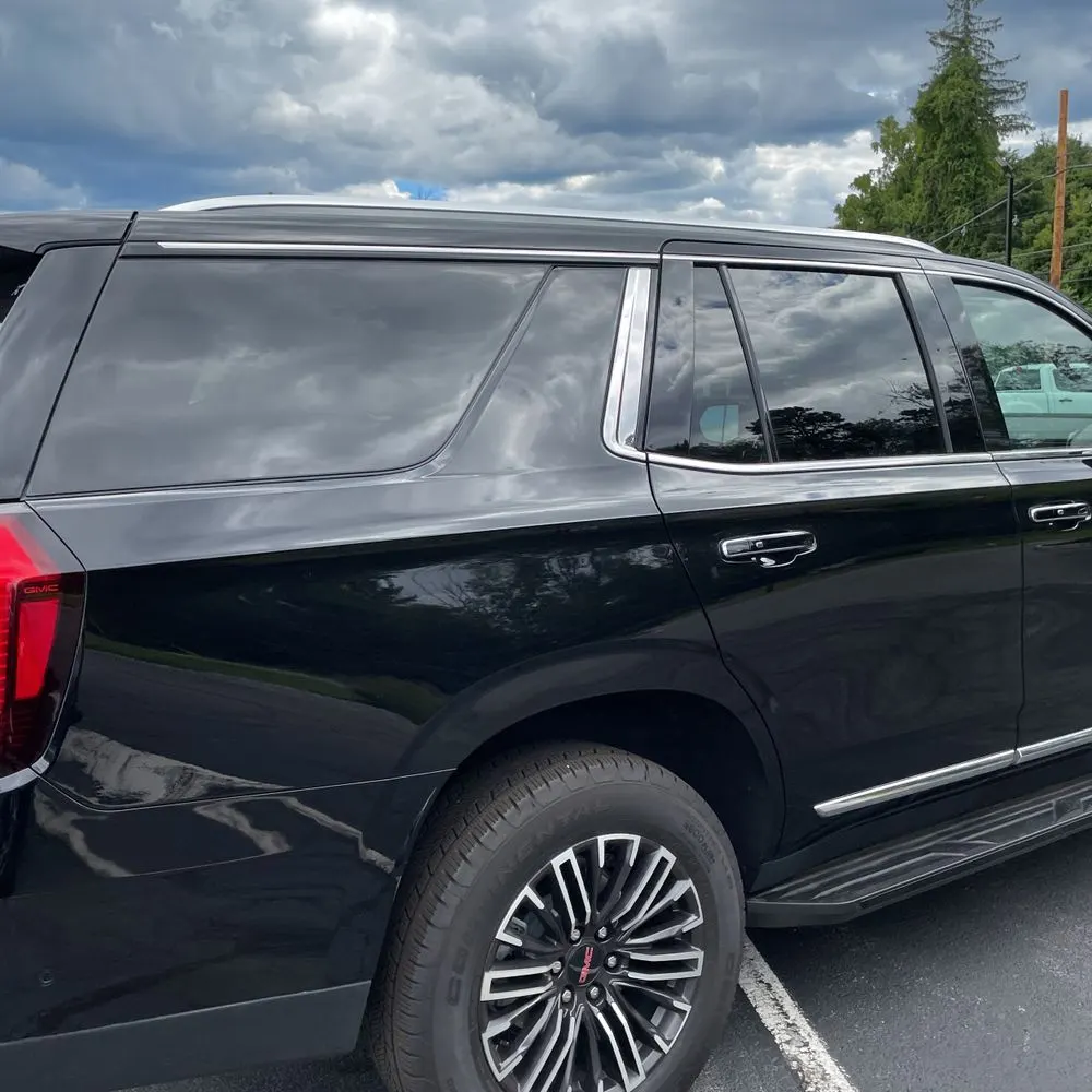 2025 GMC Yukon Elevation