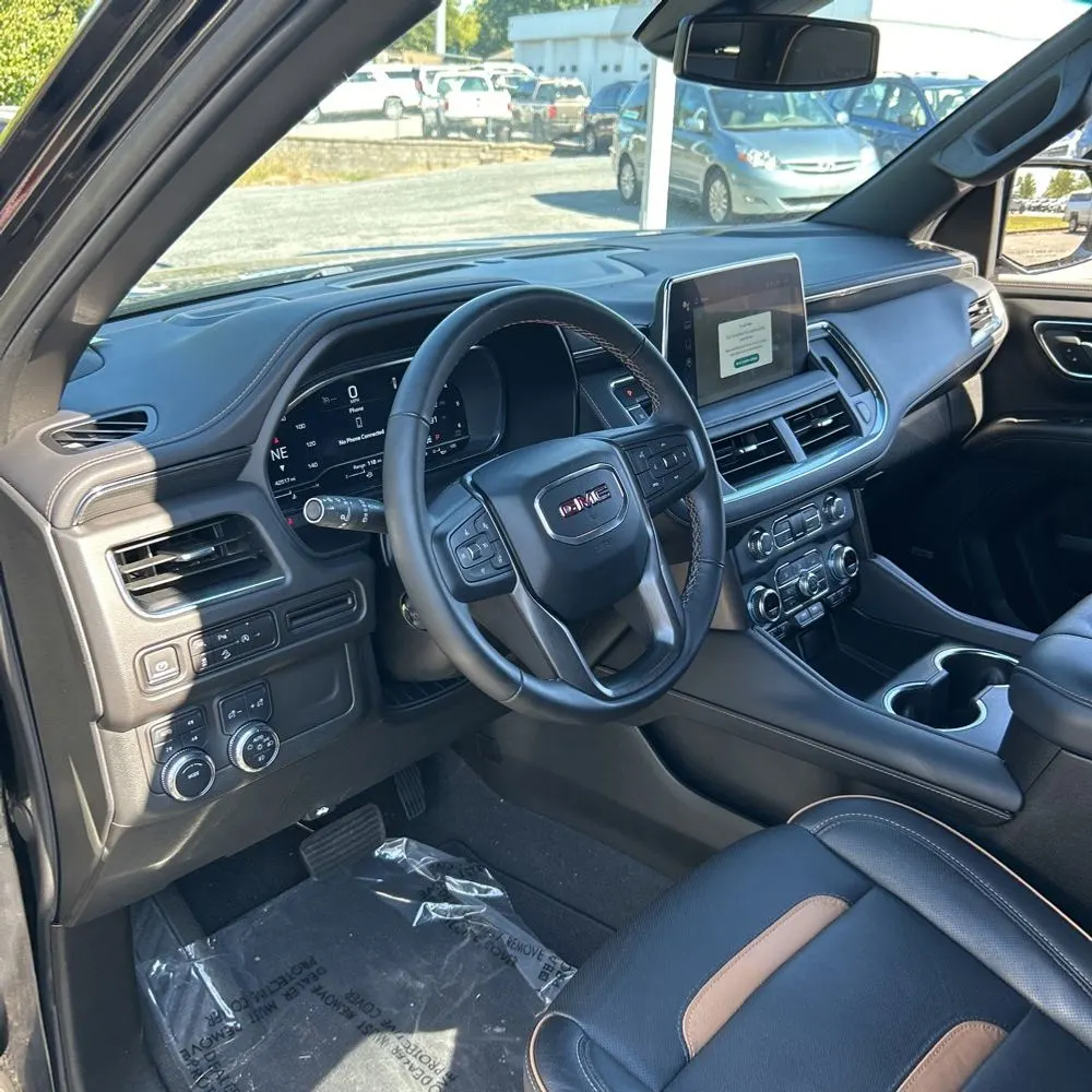 2024 GMC Yukon AT4