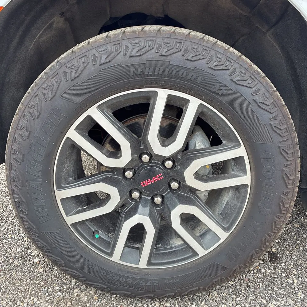 2023 GMC Yukon AT4