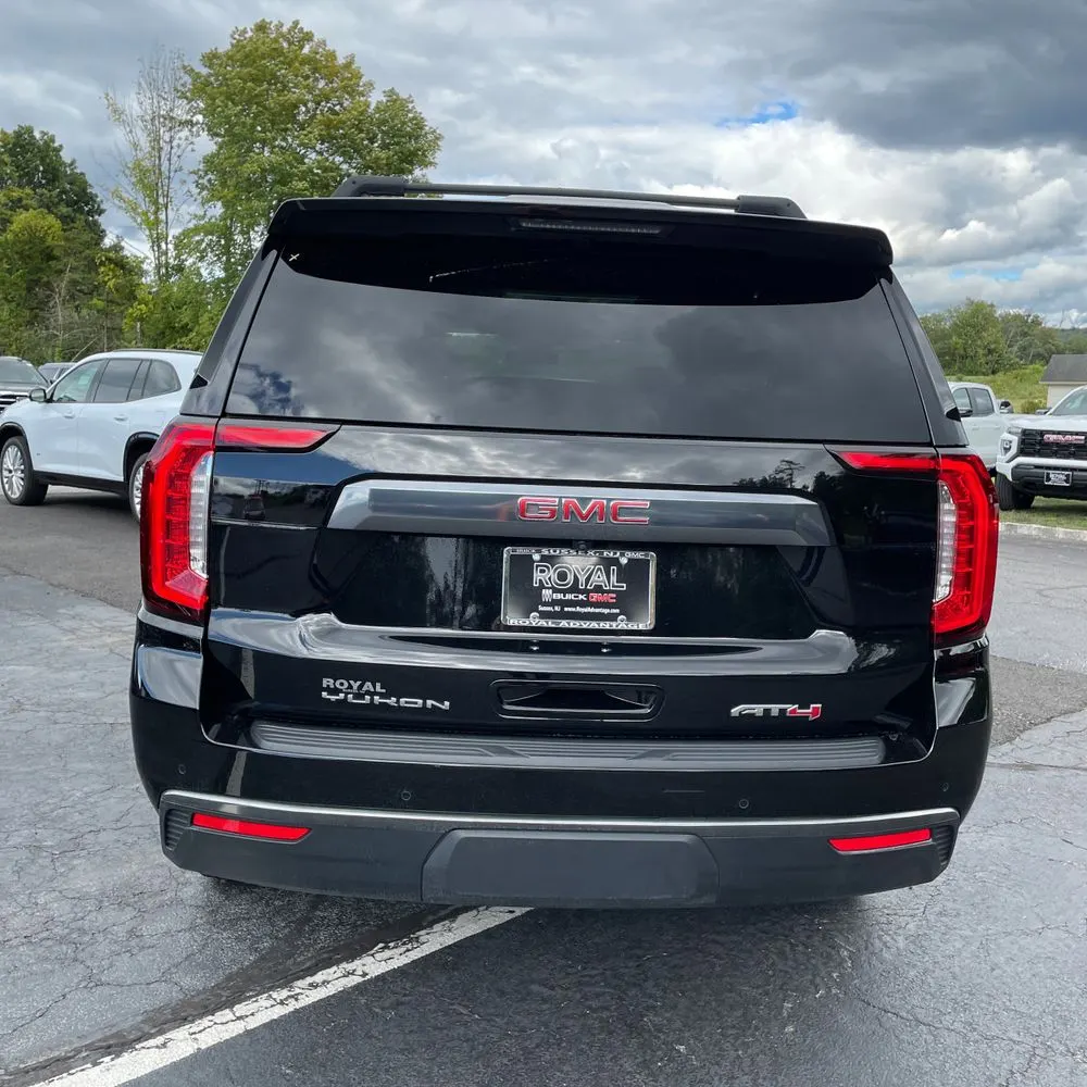 2023 GMC Yukon AT4