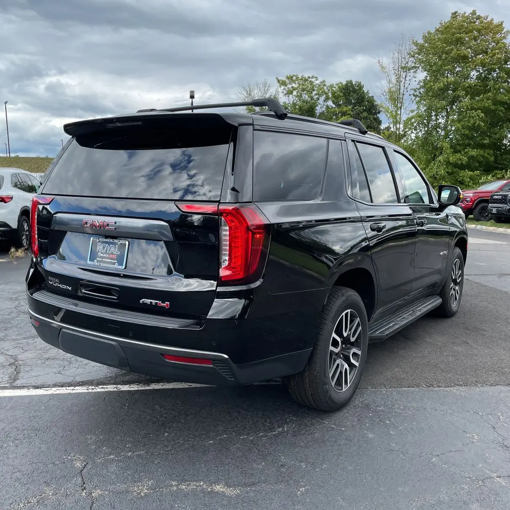 2023 GMC Yukon AT4