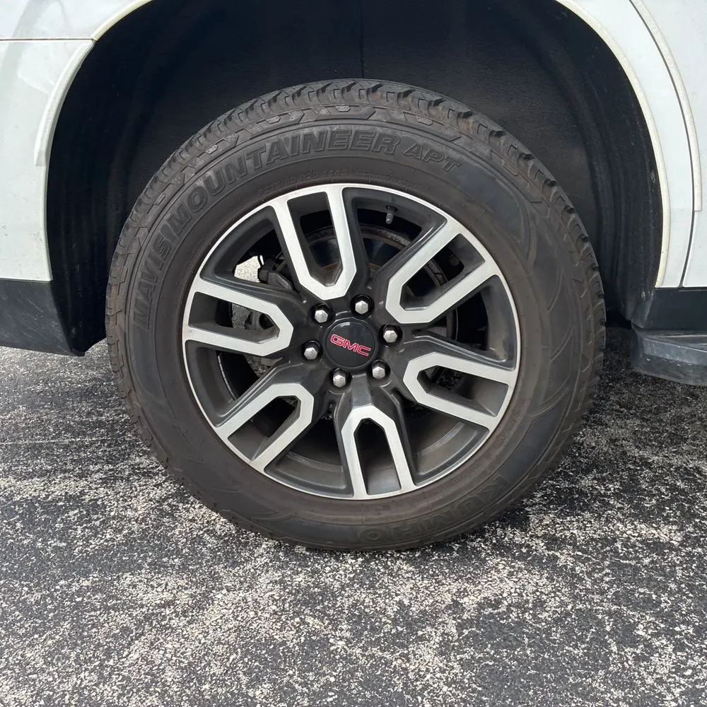 2021 GMC Yukon AT4