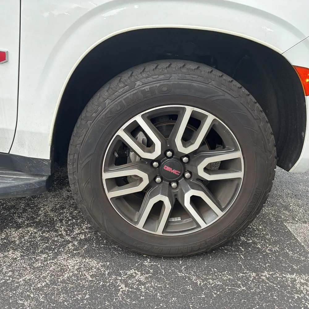2021 GMC Yukon AT4
