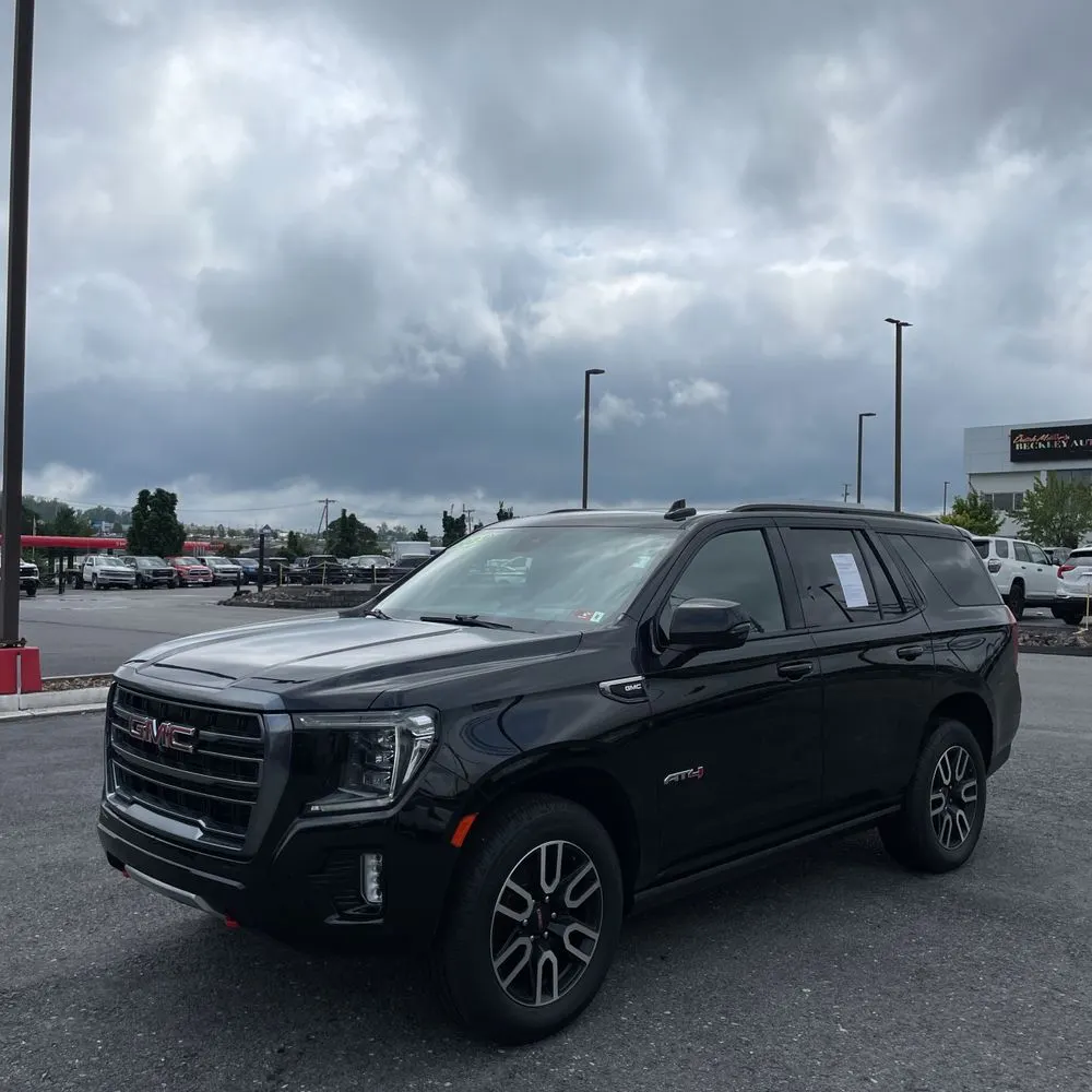 2023 GMC Yukon AT4