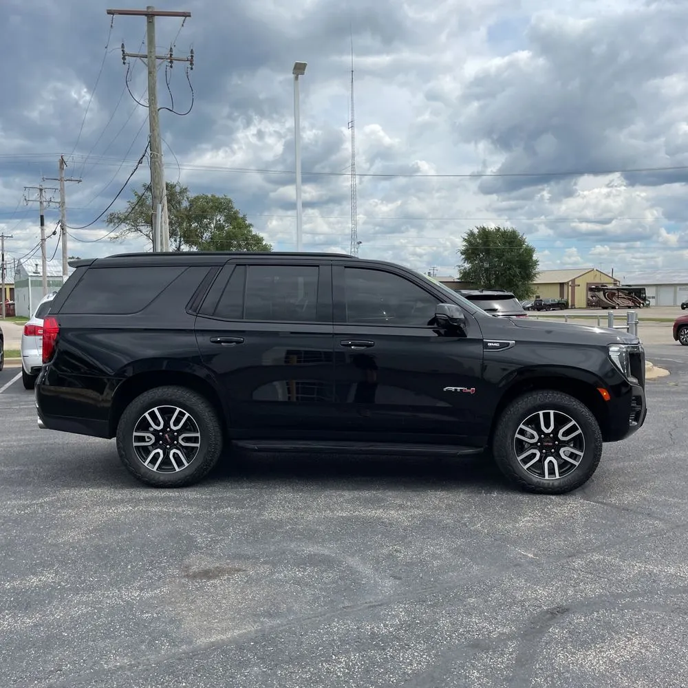 2024 GMC Yukon AT4