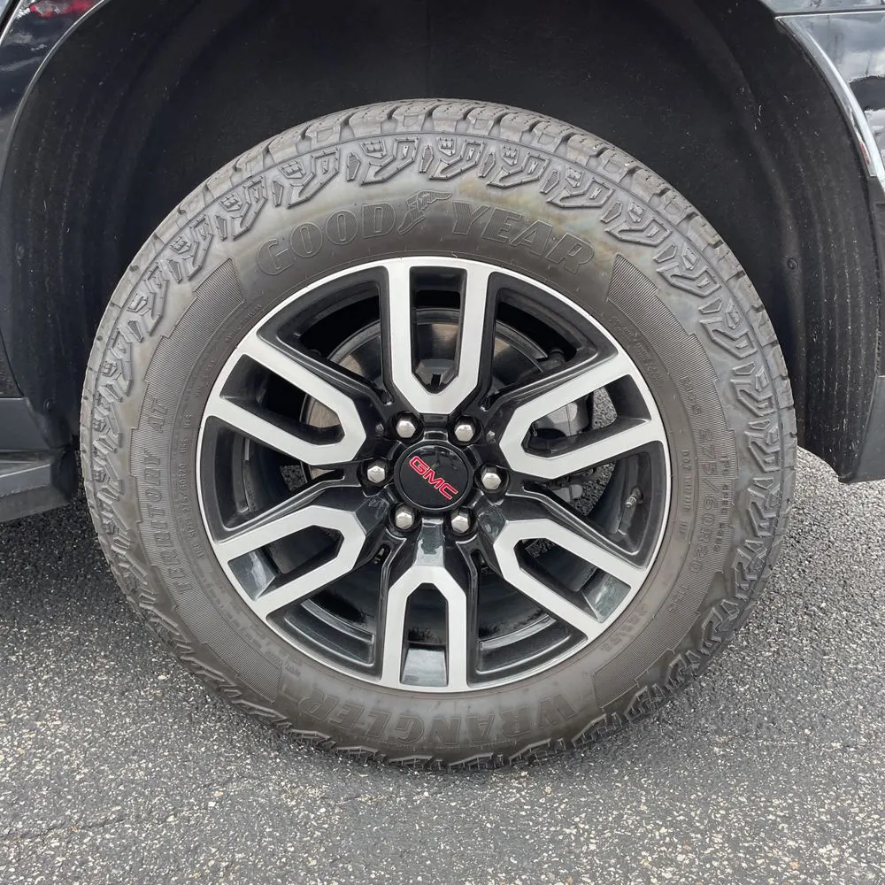 2024 GMC Yukon AT4