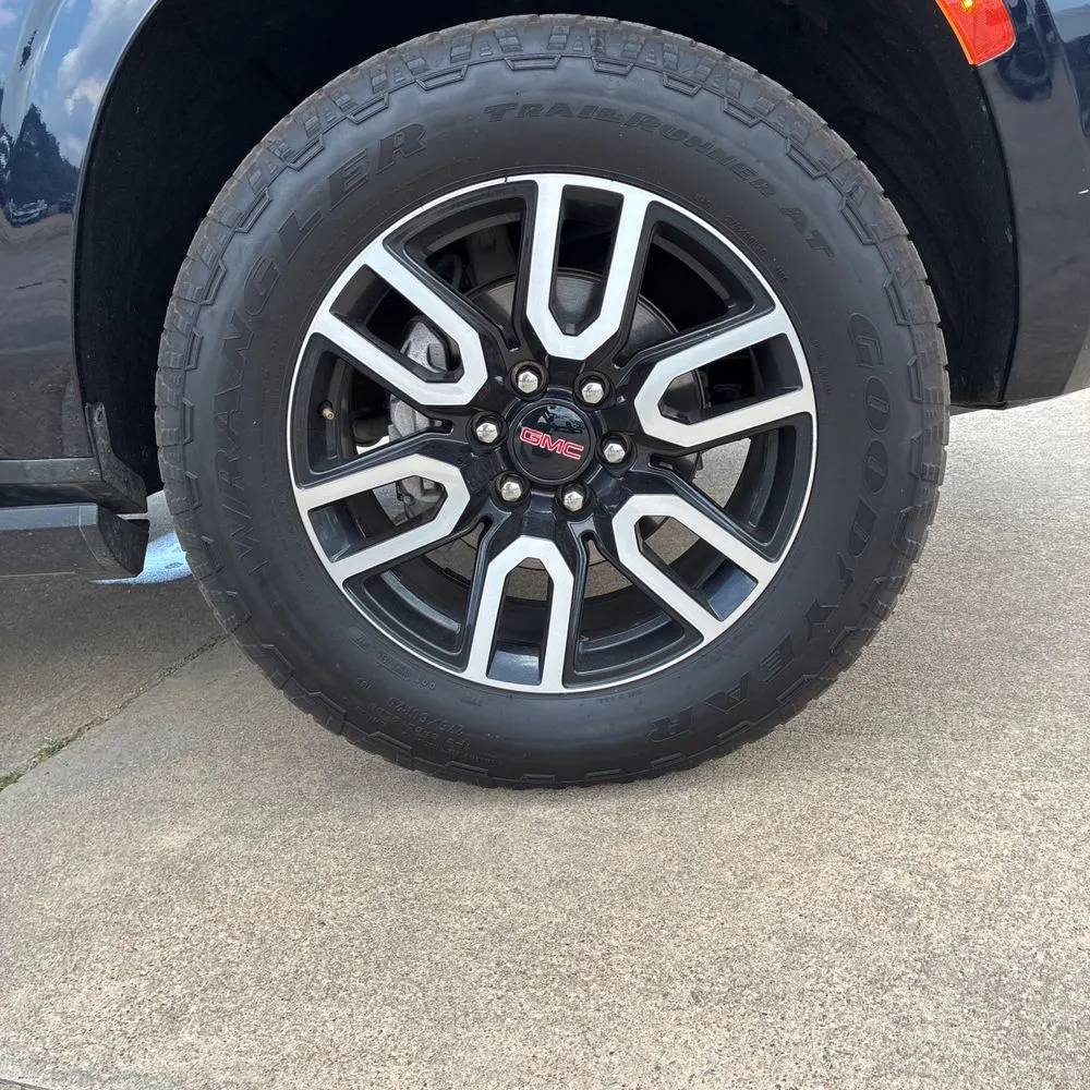 2022 GMC Yukon AT4