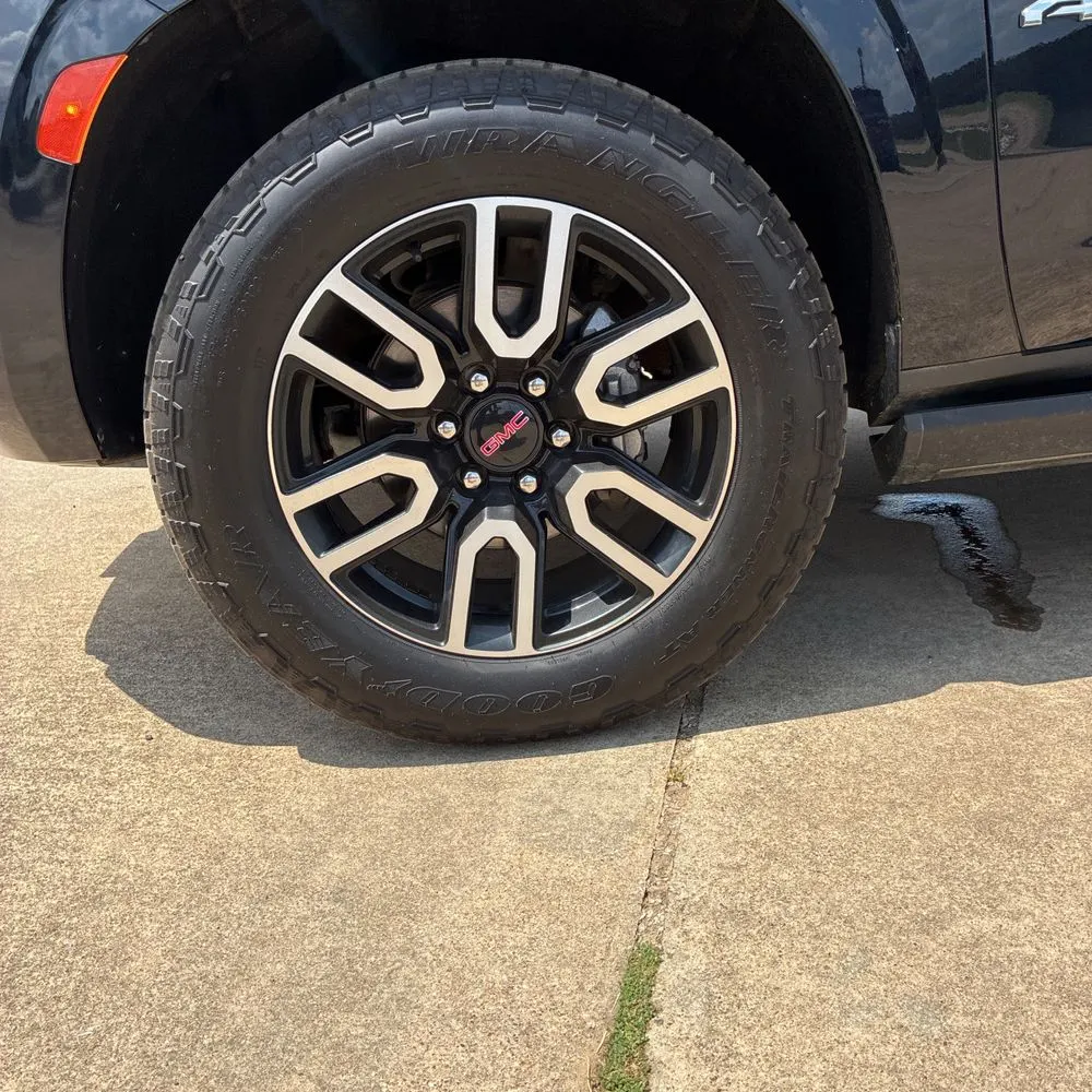 2022 GMC Yukon AT4