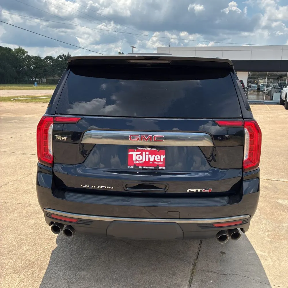 2022 GMC Yukon AT4