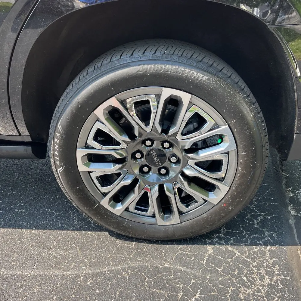 2024 GMC Yukon Denali Ultimate