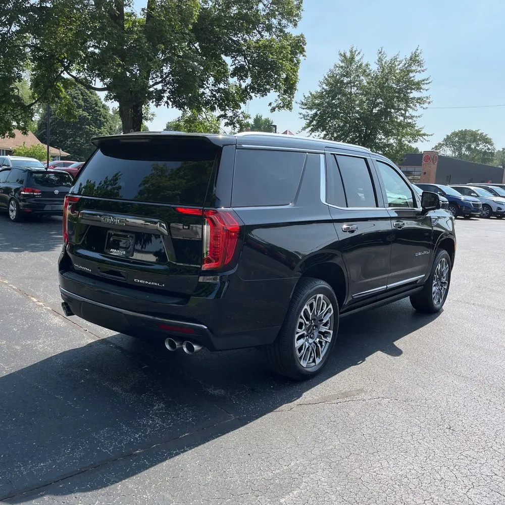 2024 GMC Yukon Denali Ultimate