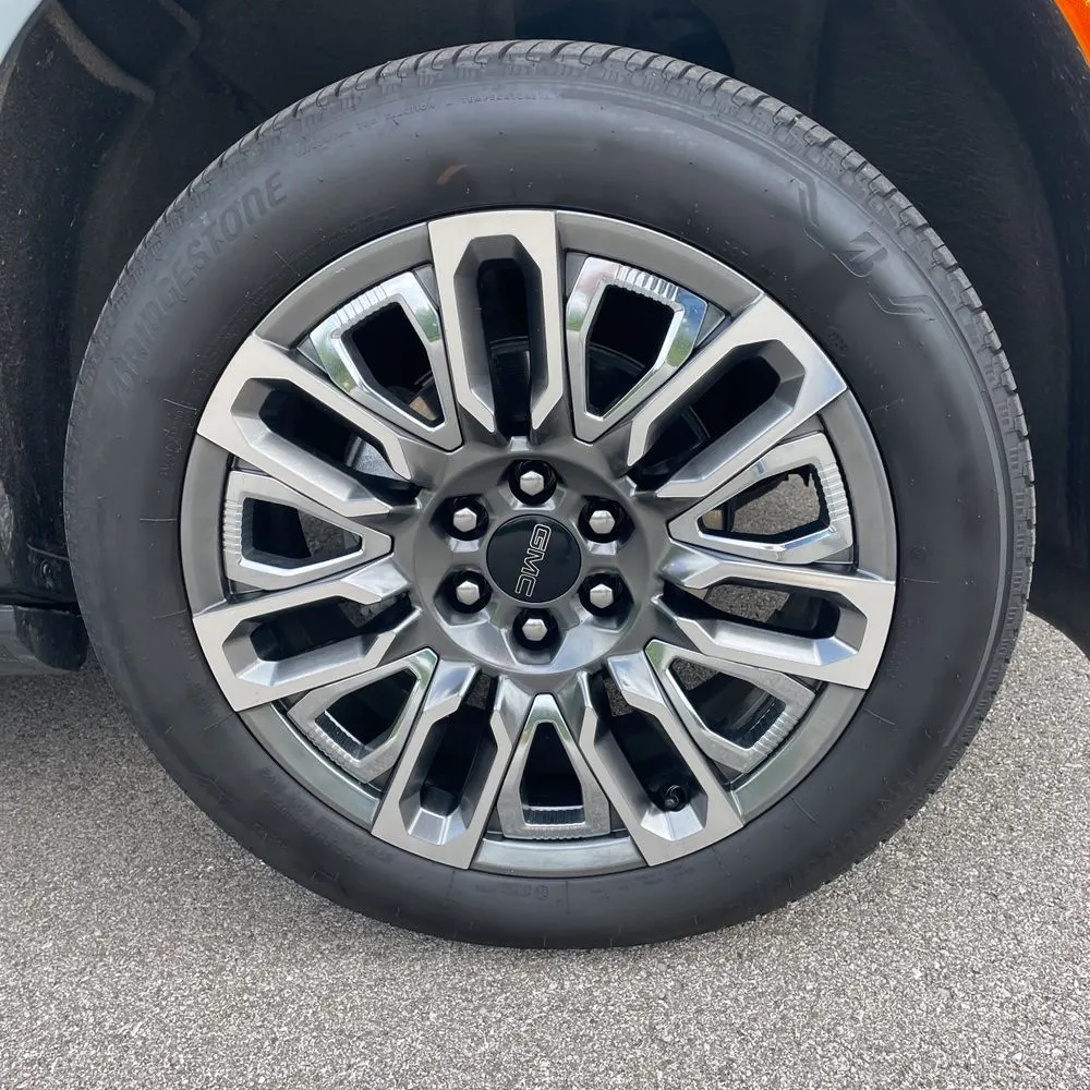 2024 GMC Yukon Denali Ultimate