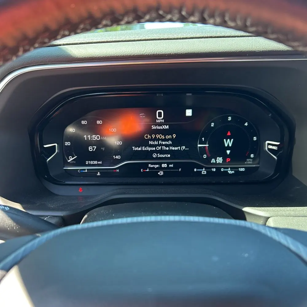 2023 GMC Yukon Denali Ultimate